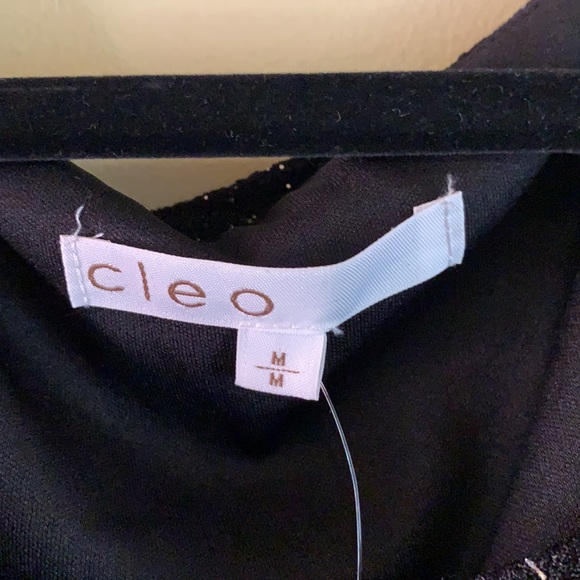 Dress - Picture 2 of 8